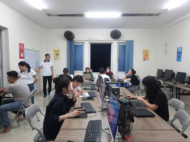 Kỹ Năng Vận Hành Máy Tính Cơ Bản