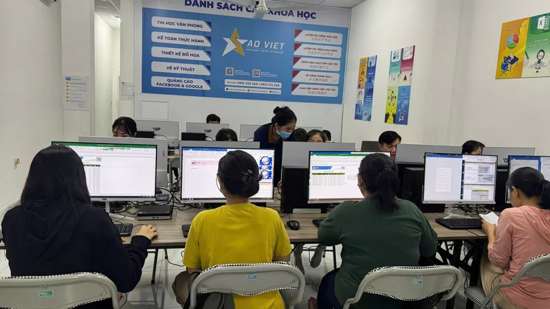 Học trực tiếp tại trung tâm