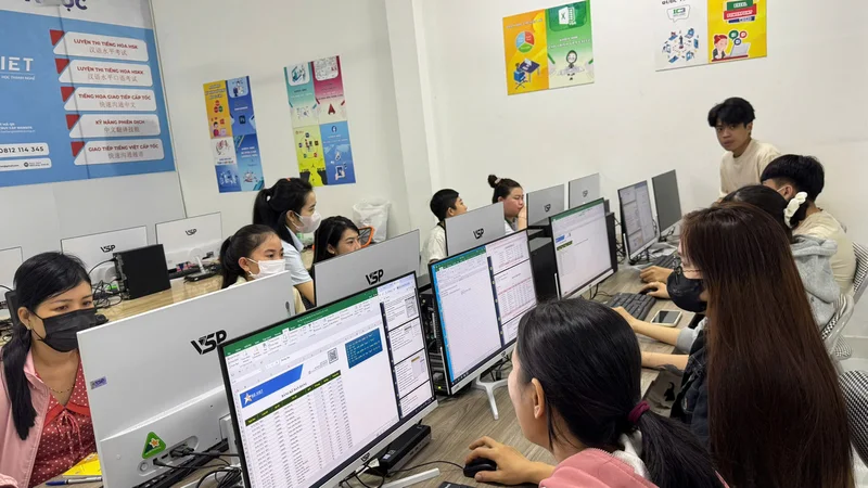 Chương trình khóa học Excel Word PowerPoint tích h