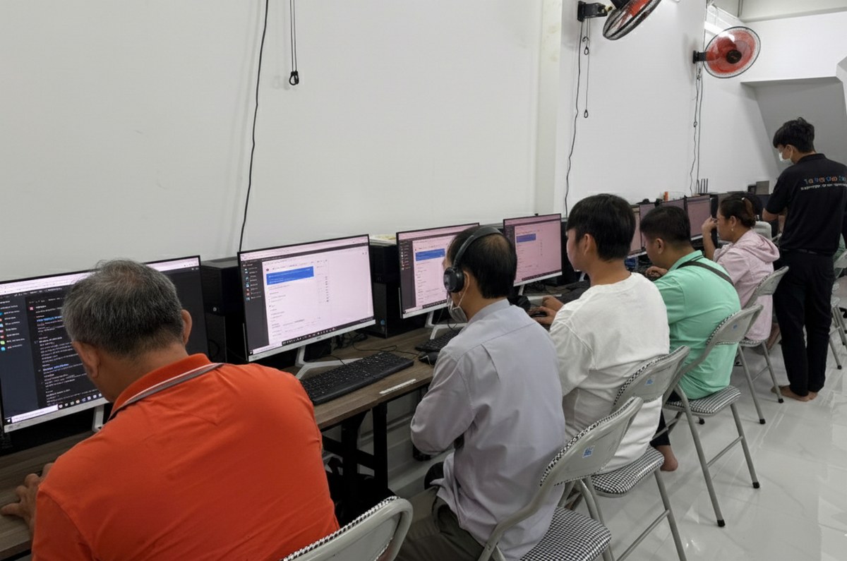 Đối Tượng Học Viên Tham Gia Khóa Học Sử Dụng Trí tuệ Nhân tạo (AI)