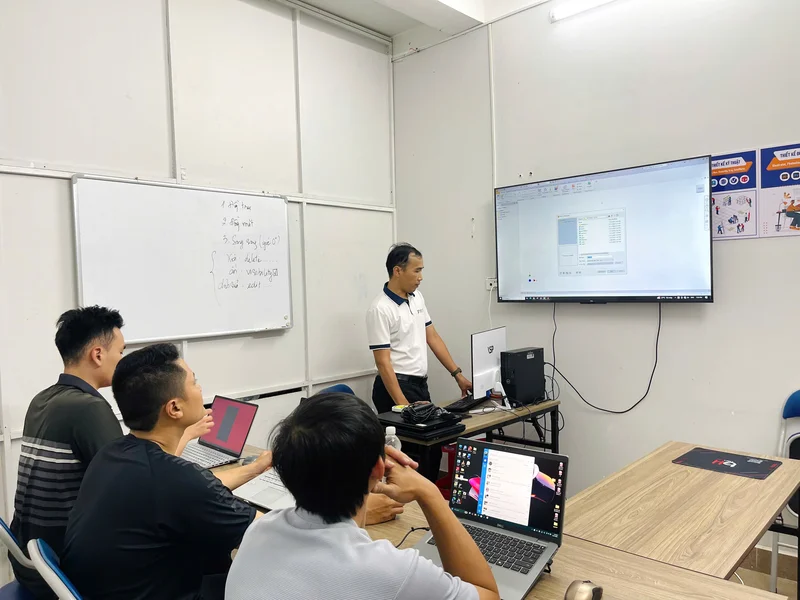 Quản lý dự án và phân tích dữ liệu